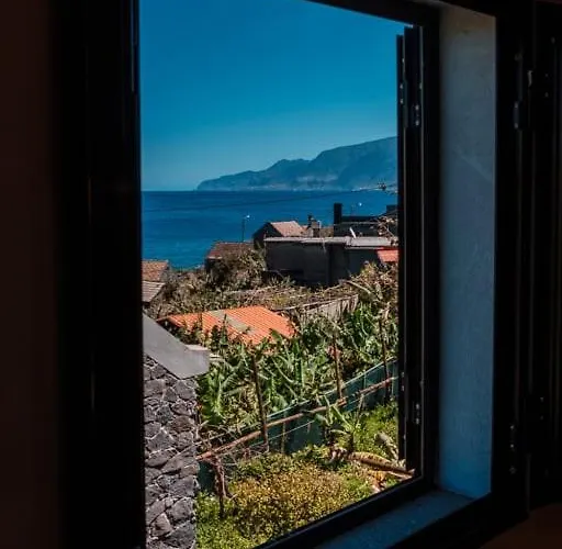 Guestready - Magical Refuge In Madeira Chalet